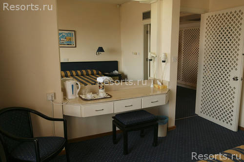 Ajax Hotel 14